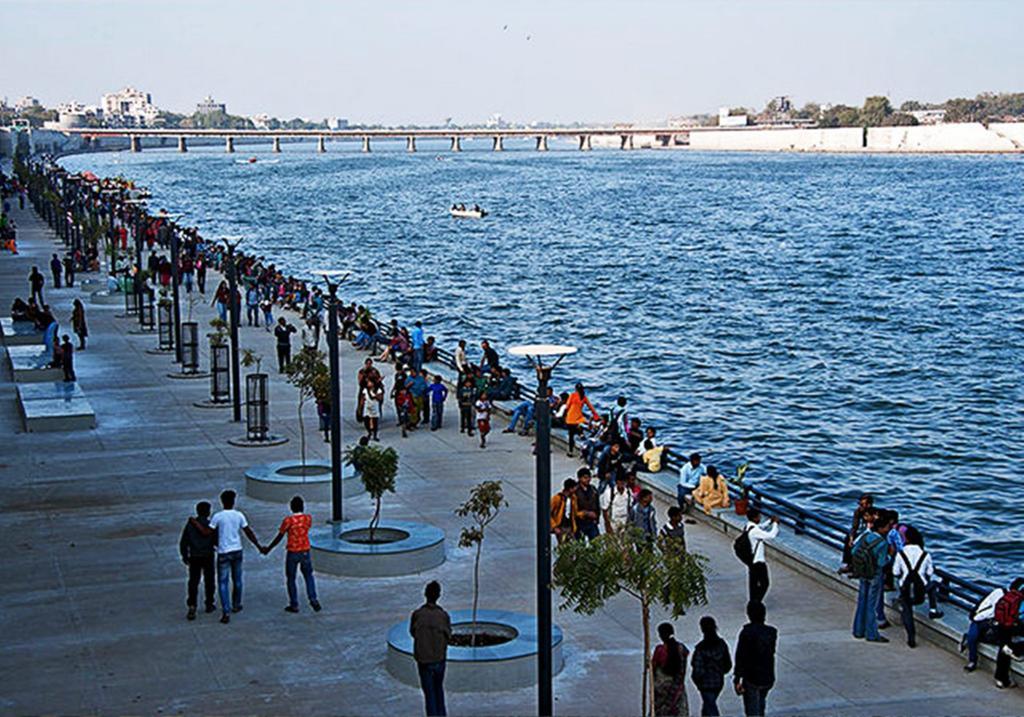 Hotel Kanchan Palace Ahmedabad Eksteriør bilde